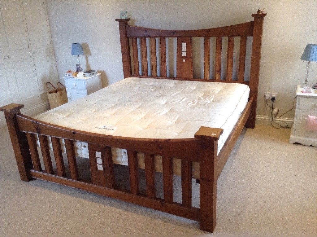 Solid wood Charles Rennie CR Mackintosh style double bed