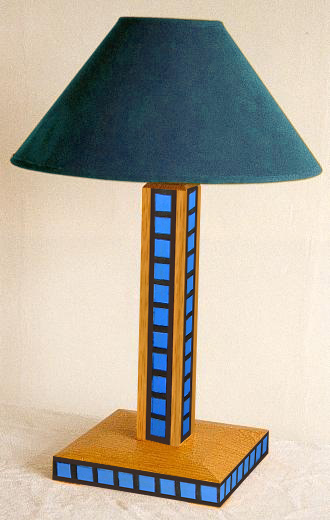 Charles Rennie Mackintosh Derngate style oak & painted table lamp