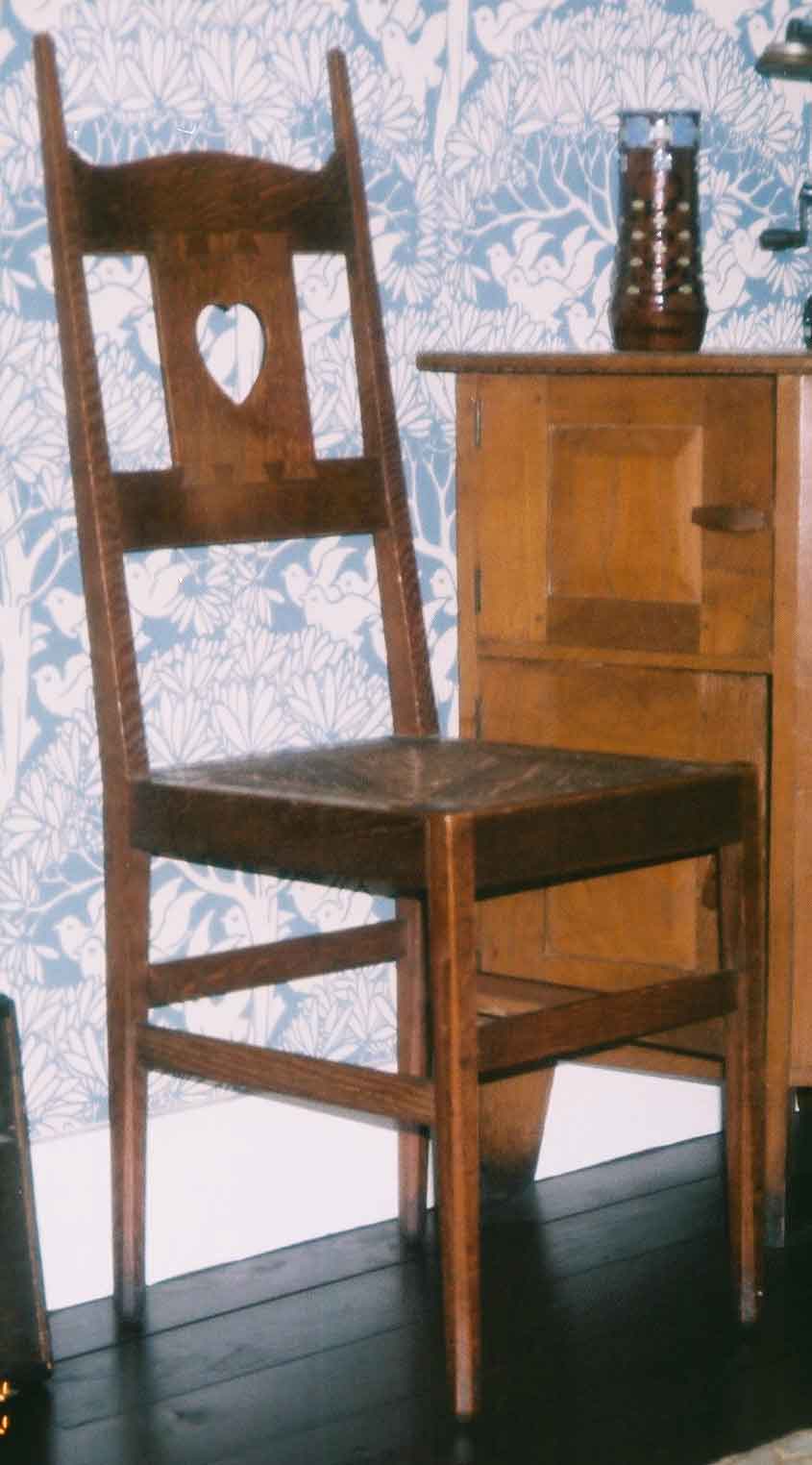 CFA Voysey Oak Arts & Crafts Movement Oak dining table furniture