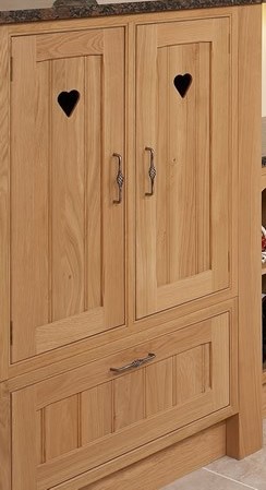 Arts and Crafts Movement fitted kitchen door