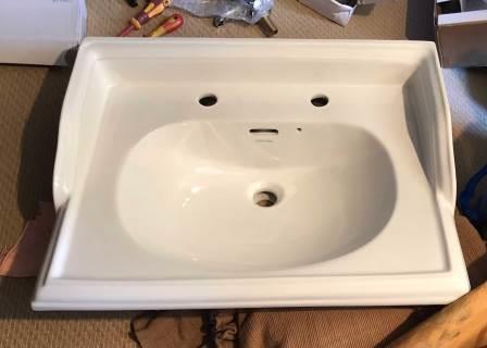 Customer wanted to use their own sink on the Artisan washstand, which was adapt to suit the sink