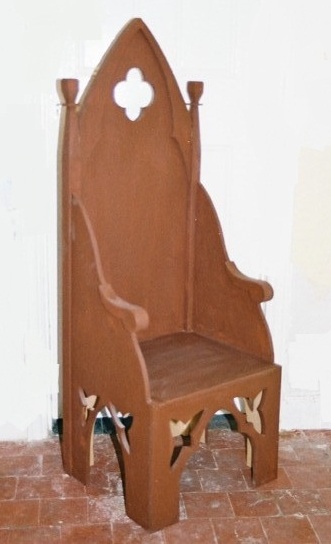 Gothic carved painted wooden Throne arm chair furniture